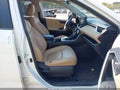 2019 Toyota RAV4 — photo 5 of 16 | VIN JTMH1RFV9KD008990