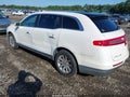 2014 Lincoln MKT — photo 3 of 12 | VIN 2LMHJ5NK2EBL56236