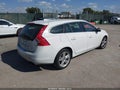 2015 Volvo V60 — photo 4 of 15 | VIN YV140MEB6F1200199