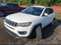 2020 Jeep Compass — photo 2 of 16 | VIN 3C4NJDBB9LT166999