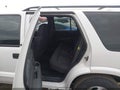 2003 Chevrolet Blazer — photo 8 of 20 | VIN 1GNDT13X53K173200