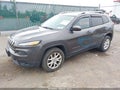 2017 Jeep Cherokee — photo 2 of 16 | VIN 1C4PJMCS2HW656628