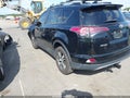 2018 Toyota RAV4 — photo 3 of 16 | VIN 2T3WFREV5JW442156