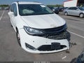 2018 Chrysler Pacifica — photo 13 of 17 | VIN 2C4RC1EG3JR121879