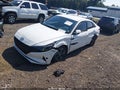 2022 Hyundai Elantra — photo 2 of 16 | VIN 5NPLM4AG1NH067222
