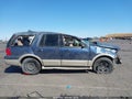 2005 Ford Expedition — photo 14 of 17 | VIN 1FMFU18525LA31112