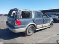 2005 Ford Expedition — photo 4 of 17 | VIN 1FMFU18525LA31112