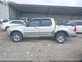 2002 Ford Explorer Sport Trac — photo 14 of 16 | VIN 1FMZU77E82UC52852