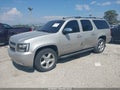 2008 Chevrolet Suburban 1500 — photo 2 of 11 | VIN 1GNFC16J28R175887