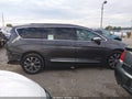 2019 Chrysler Pacifica — photo 13 of 17 | VIN 2C4RC1GG9KR588996