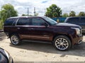 2017 GMC Yukon — photo 13 of 17 | VIN 1GKS2CKJ2HR215739