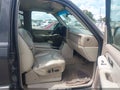 2002 GMC Yukon — photo 5 of 11 | VIN 1GKEC13Z22R252199