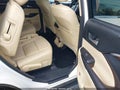 2016 Toyota Highlander — photo 8 of 17 | VIN 5TDYKRFH5GS185930