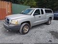 2005 Dodge Dakota — photo 2 of 11 | VIN 1D7HE22K75S337961