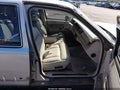 1990 Lincoln Town Car — photo 5 of 13 | VIN 1LNLM83F9LY698500