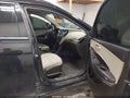 2017 Hyundai Santa Fe — photo 5 of 16 | VIN 5NMZUDLB5HH051442