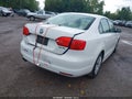 2011 Volkswagen Jetta — photo 4 of 16 | VIN 3VWDX7AJ1BM388043