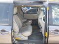 2014 Toyota Sienna — photo 8 of 17 | VIN 5TDYK3DC1ES456709