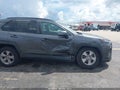 2022 Toyota RAV4 — photo 6 of 16 | VIN 2T3W1RFV0NC189154