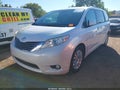 2016 Toyota Sienna — photo 2 of 17 | VIN 5TDYK3DC1GS704928
