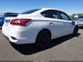 2018 Nissan Sentra — photo 4 of 11 | VIN 3N1AB7APXJY302618