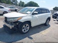 2016 Toyota Highlander — photo 2 of 17 | VIN 5TDYKRFH2GS163660