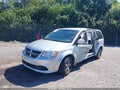 2012 Dodge Grand Caravan — photo 2 of 10 | VIN 2C4RDGBG1CR3L0788