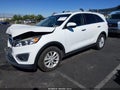 2018 Kia Sorento — photo 2 of 16 | VIN 5XYPG4A50JG352552