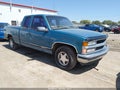 1997 Chevrolet C1500 — photo 1 of 16 | VIN 2GCEC19R4V1235453