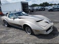 1982 Chevrolet Corvette — photo 1 of 16 | VIN 1G1AY0787C5113226