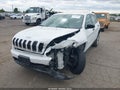 2017 Jeep Cherokee — photo 2 of 16 | VIN 1C4PJLAB3HW574579
