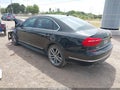 2016 Volkswagen Passat — photo 3 of 16 | VIN 1VWAT7A35GC052579