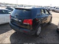 2011 Kia Sorento — photo 4 of 16 | VIN 5XYKU4A22BG186805