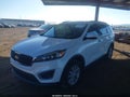 2017 Kia Sorento — photo 2 of 16 | VIN 5XYPG4A39HG279691
