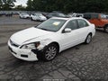 2007 Honda Accord — photo 2 of 17 | VIN 1HGCM66517A087002