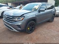 2022 Volkswagen Atlas — photo 2 of 16 | VIN 1V2WR2CA0NC559925