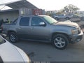2008 Chevrolet Avalanche — photo 13 of 18 | VIN 3GNEC12038G118459