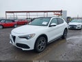 2022 Alfa Romeo Stelvio — photo 2 of 17 | VIN ZASPAKBN9N7D39295