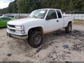 1996 Chevrolet GMT — photo 2 of 13 | VIN 1GCEK19R8TE156205