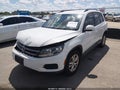 2017 Volkswagen Tiguan — photo 2 of 16 | VIN WVGBV7AXXHK000968