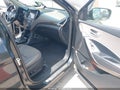 2017 Hyundai Santa Fe — photo 5 of 16 | VIN 5XYZU3LB3HG423929