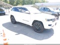2022 Jeep Grand Cherokee WK — photo 1 of 17 | VIN 1C4RJFAG5NC117582