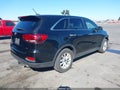 2019 Kia Sorento — photo 4 of 18 | VIN 5XYPG4A5XKG489063