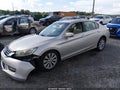 2013 Honda Accord — photo 2 of 16 | VIN 1HGCR2F72DA117888