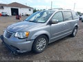 2015 Chrysler Town & Country — photo 2 of 21 | VIN 2C4RC1CG9FR578948
