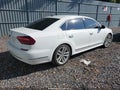 2018 Volkswagen Passat — photo 4 of 11 | VIN 1VWCA7A33JC020915