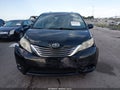 2017 Toyota Sienna — photo 13 of 17 | VIN 5TDYZ3DC3HS824596