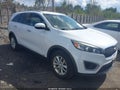 2017 Kia Sorento — photo 1 of 16 | VIN 5XYPGDA36HG264520