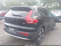 2025 Volvo XC40 — photo 4 of 17 | VIN YV4L12UEXS2461139