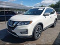 2017 Nissan Rogue — photo 2 of 16 | VIN JN8AT2MV7HW021860